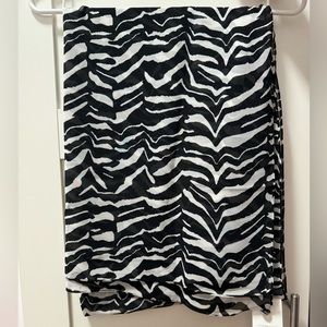 Calvin Klein Silky Scarf